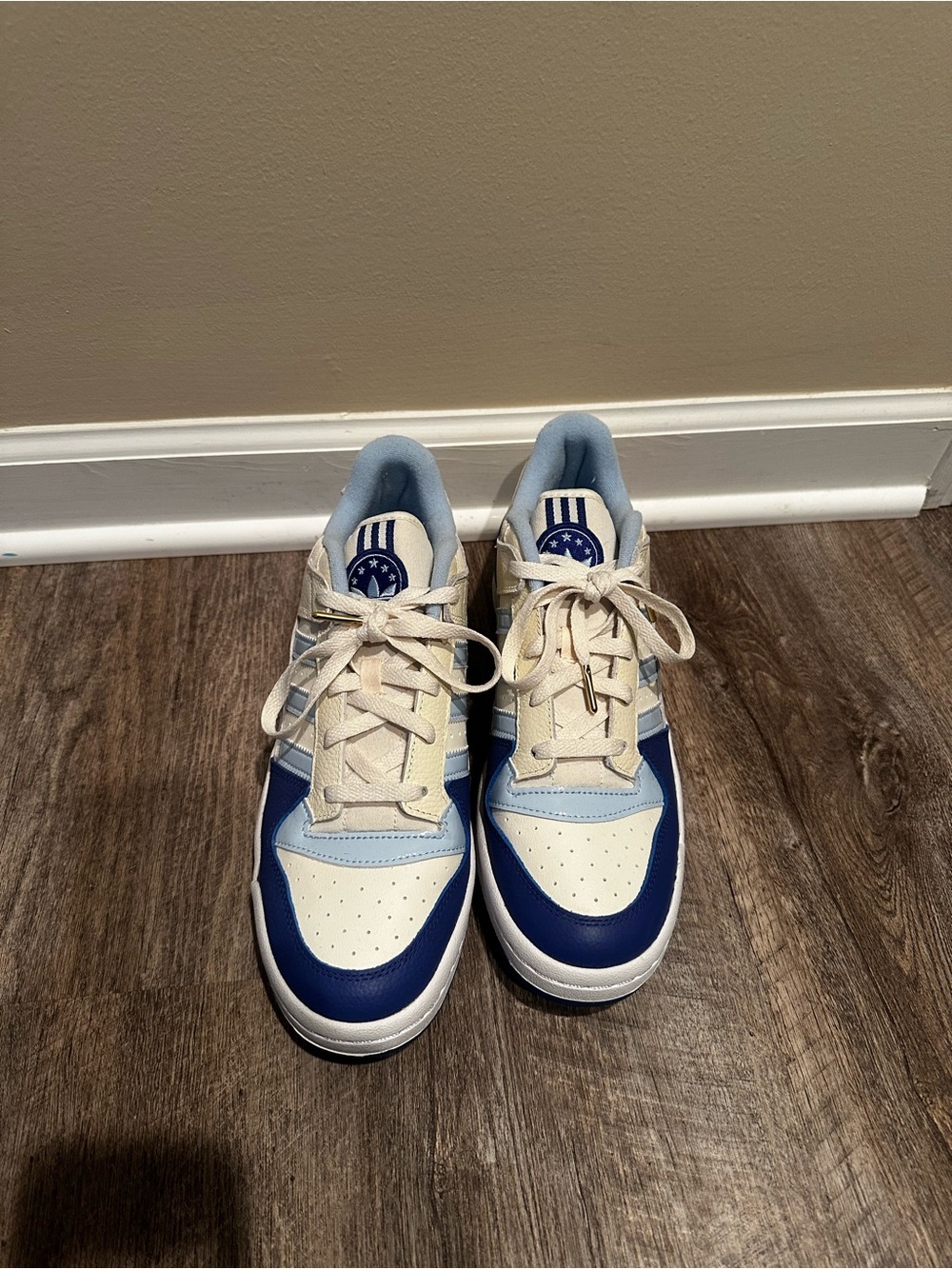 Men’s Adidas Blue and White shoes Size 11
